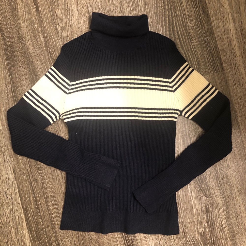 Striped High Neck Sweater - Picture 4 of 4